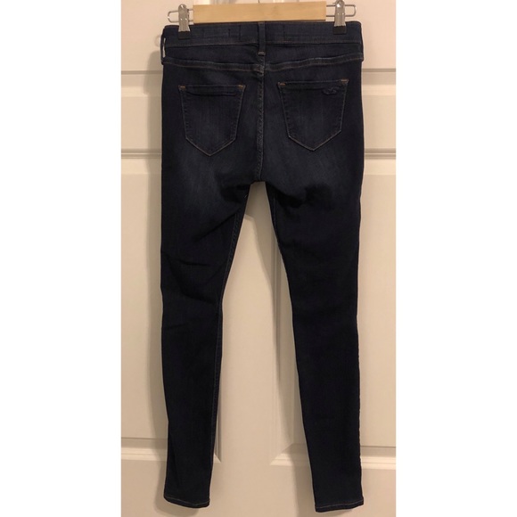 NWOT!! Dark Wash Skinny Jeans - Size 25 - Picture 4 of 8